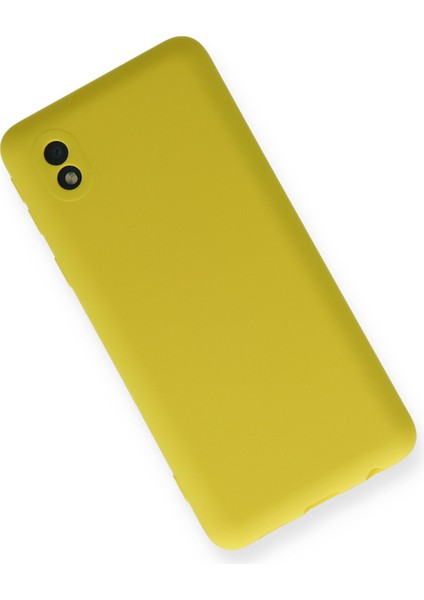 Samsung Galaxy A01 Core Kılıf Lansman Içi Kadife Nano Silikon - Sarı modelleri