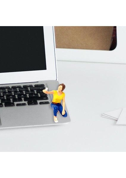 Reçine 1:64 Ölçekli Insanlar Figürinler Araba Modeli Figürinler Sokak Sahnesi Dıy Modeli Sarı (Yurt Dışından) modelleri