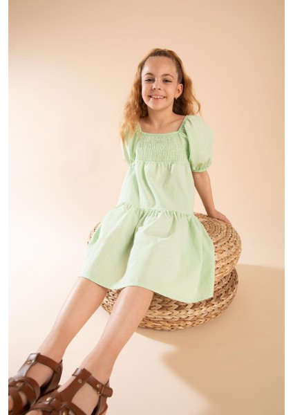 Kız Çocuk Relax Fit Kare Yaka Kısa Kollu Gipeli Pamuklu Poplin Elbise X6983A622SM