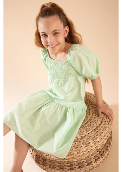 Kız Çocuk Relax Fit Kare Yaka Kısa Kollu Gipeli Pamuklu Poplin Elbise X6983A622SM fiyatları