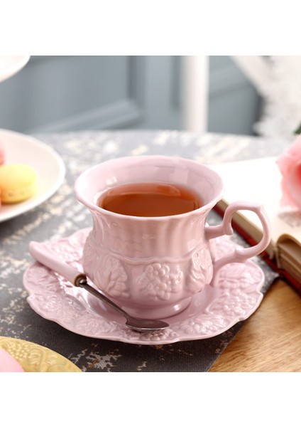 Avrupa Tarzı Kahve Fincanı Seramik Lüks Ofis Yaratıcı Öğleden Sonra Çay Türk Kahve Kupaları Seyahat Tazas De Cafe Drinkware 50 | Teacup tabak Setleri (Yurt Dışından)