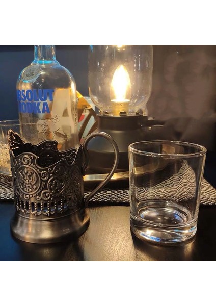 1 Adet Nordic Metal Vintage Küçük Kadehi Ev Dekorasyon Yaratıcı Düğün Eve Yükleme Hediyeler Ev Kupası Oyma Desen | Eski Moda Cam modelleri