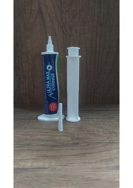 Ultramax Syrınge 35 GR 122 Gün Etkili Hamam Böceği Jeli