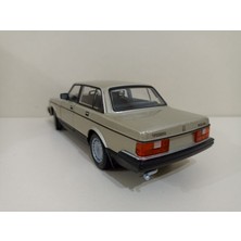 Derin Toys Volvo 240 Gl Gold Metallic 1:24 Ölçek Model Araba