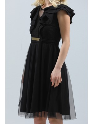 Julude Siyah Kadın Yaka Sırt Dekolteli Volanlı Astarlı Işıltılı Mini Tül Abiye Elbise