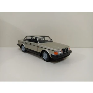 Derin Toys Volvo 240 Gl Gold Metallic 1:24 Ölçek Model Araba