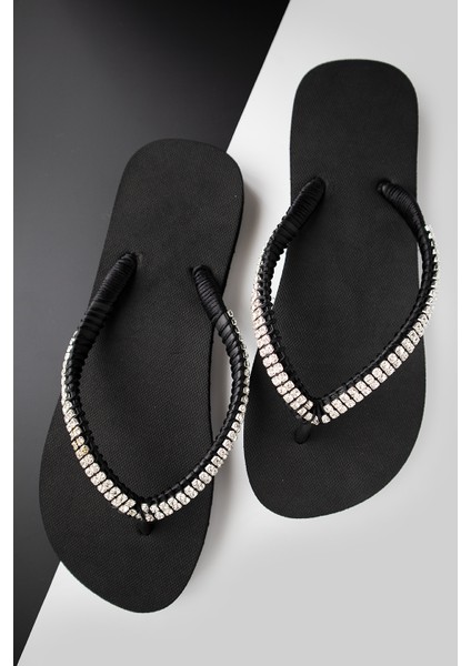 Bermody Kadın Gümüş Sıra Taşlı Rahat Parmak Arası Siyah Plaj Terliği Flipflops