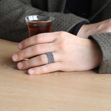 Gümüş Hediye Al Siyah-Beyaz Renkli 1000 Ayar Gümüş Trabzon El Örmesi Kazaz Yüzük
