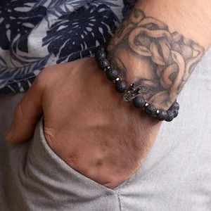 Padore Accessory Siyah Kral Tacı Detaylı, Lav Taşı ile Hazırlanmış Doğal Taş Bileklik