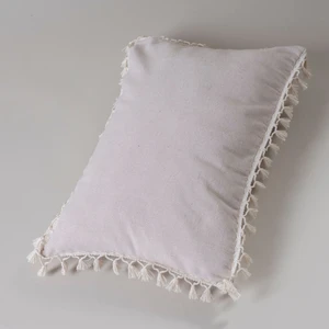 Tekli Özel Tasarım Bej Pamuk Ponponlu Kırlent Yastık Kılıfı 35x55 cm