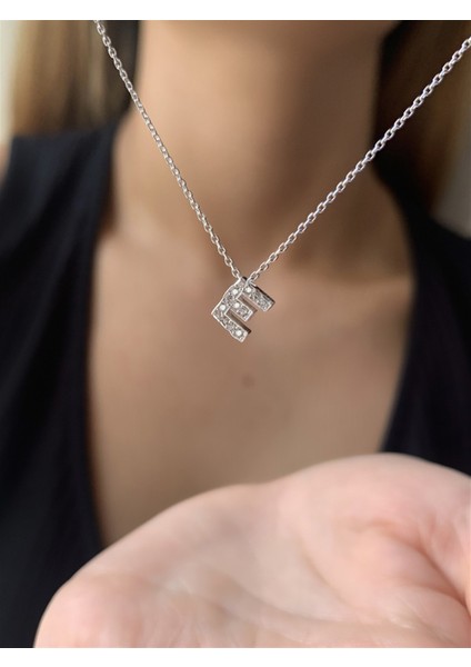 925 Ayar Zirkon Taşlı Silver Minimal E Hafli Kolye Uzunluk 42 cm