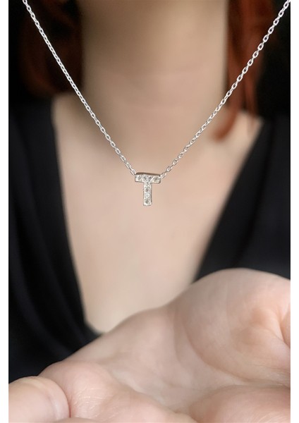 925 Ayar Zirkon Taşlı Silver Minimal T Hafli Kolye Uzunluk 42 cm