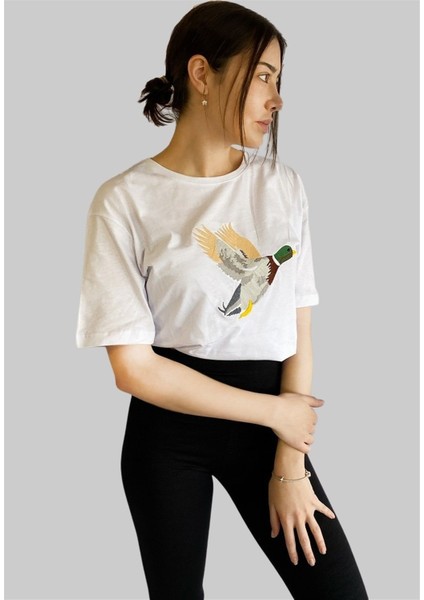 Bisiklet Yaka Işlemeli Tshirt