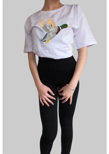 Bisiklet Yaka Işlemeli Tshirt