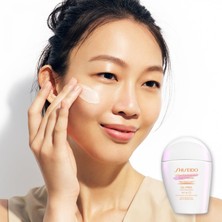 Shiseido Urban Envıronment Age Defense Oıl-Free SPF30 - 30 ml