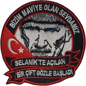 Sim Nakış Mustafa Kemal Atatürk Bizim Maviye Olan Sevdamız Nakış Işleme Arma Patch Peç 9,5x9,5 Cm Cırt Bantlı