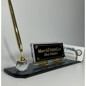 Gündoğan Kristal Kişiye Özel Cam Masa Üstü Isimlik Altın Renk Kalem ve Kartvizitlik Siyah Zemin Aksesuarlı