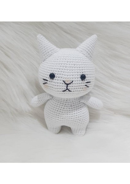 Beyaz Miniş Pisi Uyku Arkadaşı Amigurumi Oyuncak