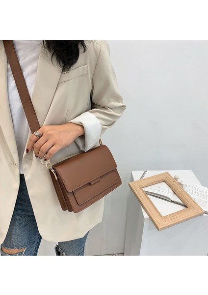 Moda Kadın Omuz Çantası Pu Deri Gençlik Bayanlar Küçük Kare Çanta Işık Vahşi Basit Kadın Günlük Messenger Çanta Su Geçirmez Mavi (Kahverengi) (Yurt Dışından) fiyatları