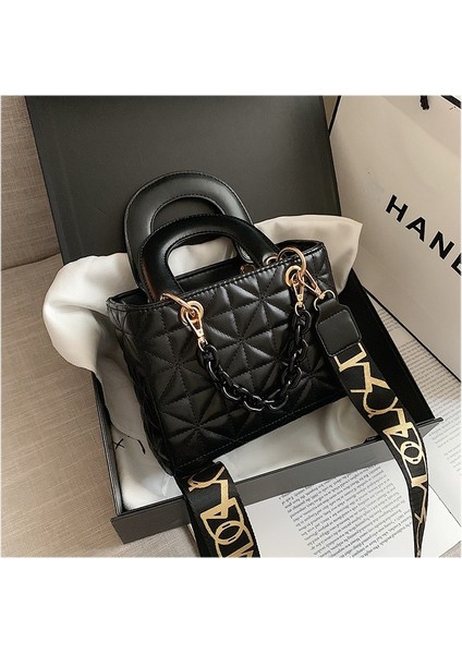 Küçük Siyah Lady Omuz Çantası Moda Çanta Çanta Messenger Çanta Bayan Çevirme Kapak Lady Messenger Çanta Bayan Omuz Çantası (20 x 16 x 9 cm.) (Yurt Dışından) fiyatları