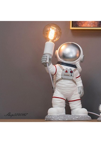 Modern Astronot Masa Lambası Art Deco Reçine Lamba Masa Yatak Odası Lamba Yaratıcı Oturma Odası Loft Dekorasyon Uzay Adam Masası Işık LED (Duvar Lambası Altın) indirimleri