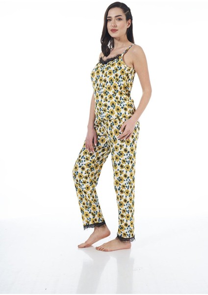 22101 Kadın Papatya Desenli Askılı Viskon Pijama Takımı