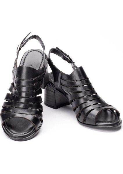 Kadın Hakiki Deri Kısa Topuklu 6,5 cm Yumuşak Tabanlı Günlük Klasik Sandalet indirimleri