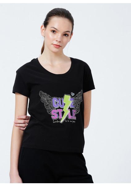 222 LCF 242012 Geniş Yaka Normal Kalıp Baskılı Siyah Kadın T-Shirt modelleri