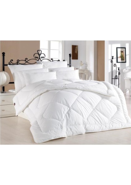 Çift Kişilik Microfiber Silikon Elyaf Yorgan ve 2 Adet Silikon Yastık