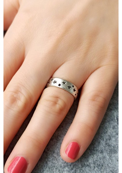 Antik Gümüş Kaplama Yıldız Deseni Şekilli El Yapımı Ayarlanabilir Kadın Yüzük fiyatları