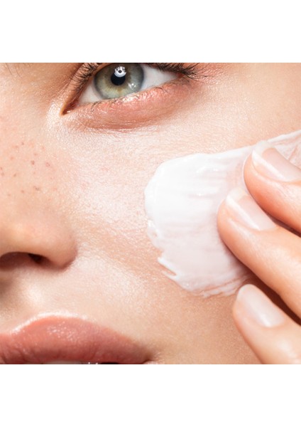 E Vitamini Ve Baobab Yağı Leke Karşıtı Yüksek Korumalı Güneş Kremi Spf 50 50ml fiyatları