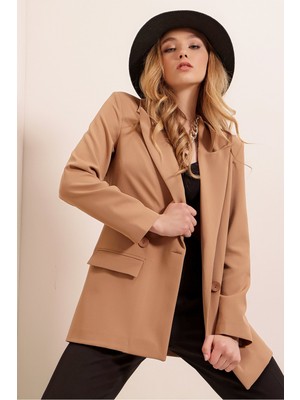 Hakke Zara Sivri Yaka Astarsız Ceket