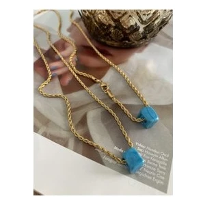 Kadın Altın Renkli Nostalji Burgu Kolye