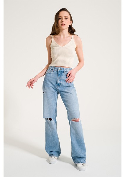 Ekru V Kesim Triko Crop