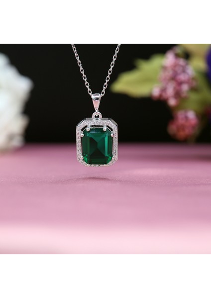 Yeşil Beyaz Zirkon Taşlı Optegon Gümüş Kolye fırsatları