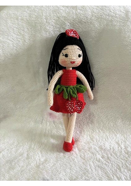 Çilek Kız Amigurumi Organik Oyuncak modelleri