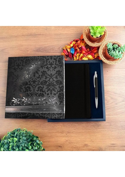 Kişiye Özel Mor Kelebek Motifli Kutulu Ajanda ve Kalem Seti (PRM416 fırsatları