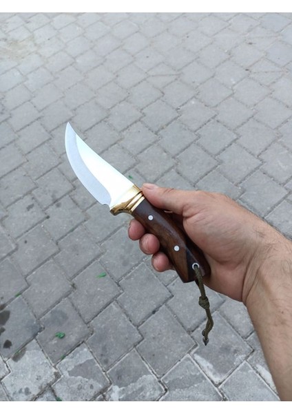 El Yapımı Pirinç Bilezik Bıçakli Kamp Bıçağı Kök Ceviz Kabze Paslanmaz Av Bıçağı Deri Kılıflı fırsatları