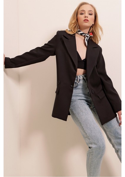 Zara Sivri Yaka Astarsız Ceket fiyatları