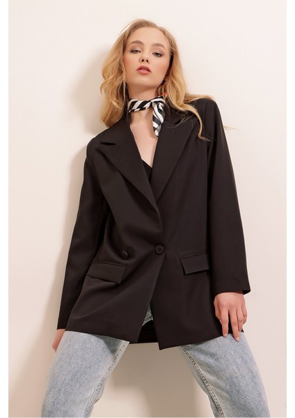 Zara Sivri Yaka Astarsız Ceket fırsatları