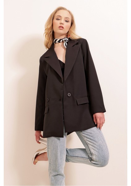 Zara Sivri Yaka Astarsız Ceket indirimleri