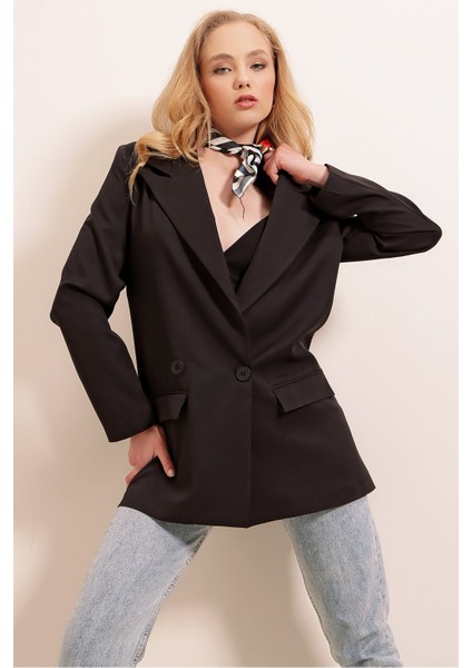 Zara Sivri Yaka Astarsız Ceket