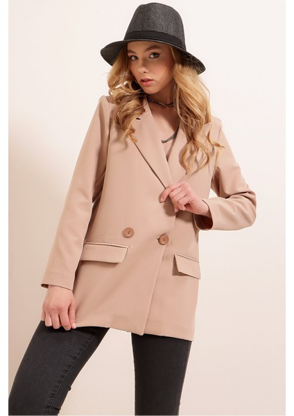 Zara Sivri Yaka Astarsız Ceket indirimleri