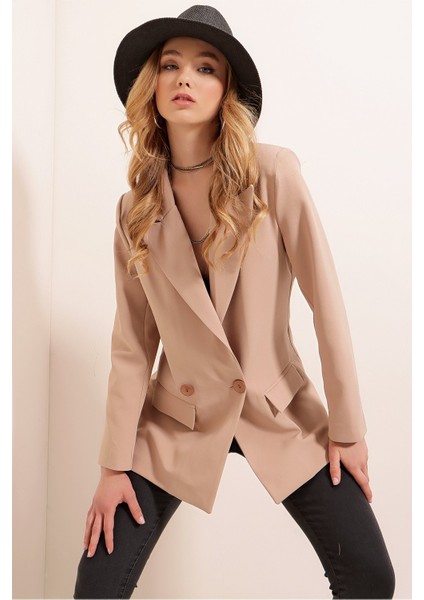 Zara Sivri Yaka Astarsız Ceket