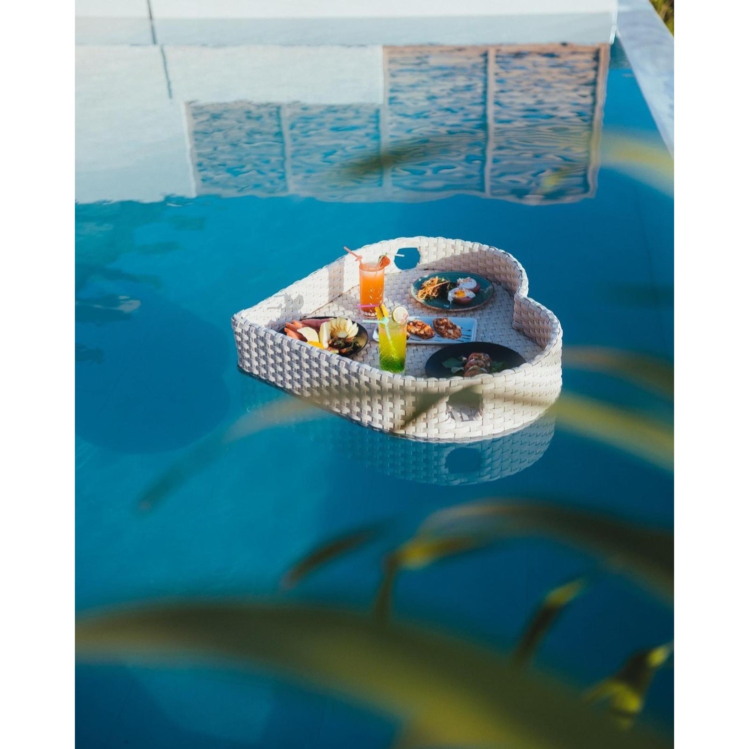 Yüzen Tepsi Fiyatı, Taksit Seçenekleri ile Satın Al