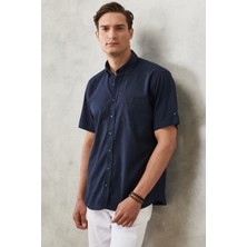 Altınyıldız Classics Erkek Lacivert Comfort Fit Rahat Kesim Düğmeli Yaka Keten Görünümlü %100 Pamuk Kısa Kollu Gömlek