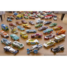 Hot Wheels 36'lı Araba Koleksiyonu, 1:64 Ölçekli Araçlardan Oluşan Çoklu Paket, Koleksiyonerler, 3 Yaş ve Üzeri İçin Gwn98
