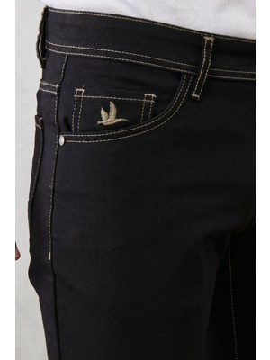 Altınyıldız Classics Normal Bel Slim Fit Düz Siyah Erkek Denim Pantolon - 4A0122200015