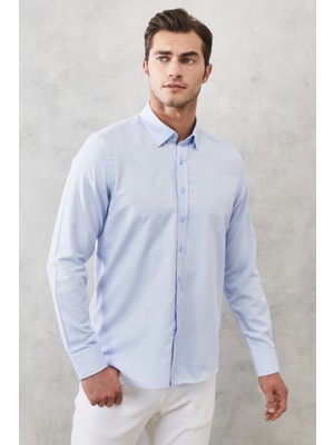 ALTINYILDIZ CLASSICS Erkek Açık Mavi Slim Fit Dar Kesim Düğmeli Yaka Armürlü Gömlek