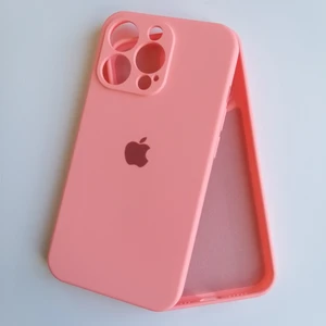 More Gsm iPhone 13 Pro (6.1) Uyumlu Kamera Korumalı Lansman Içi Kadife Silikon Kılıf